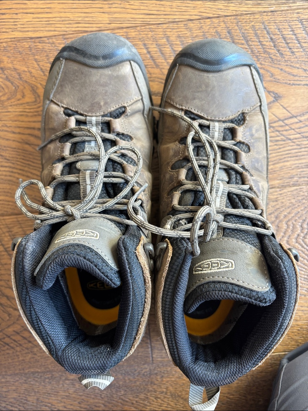 Keen Targhee Mid Leather Waterproof Hiking Boot - Size 10.5 - Picture 8 of 8